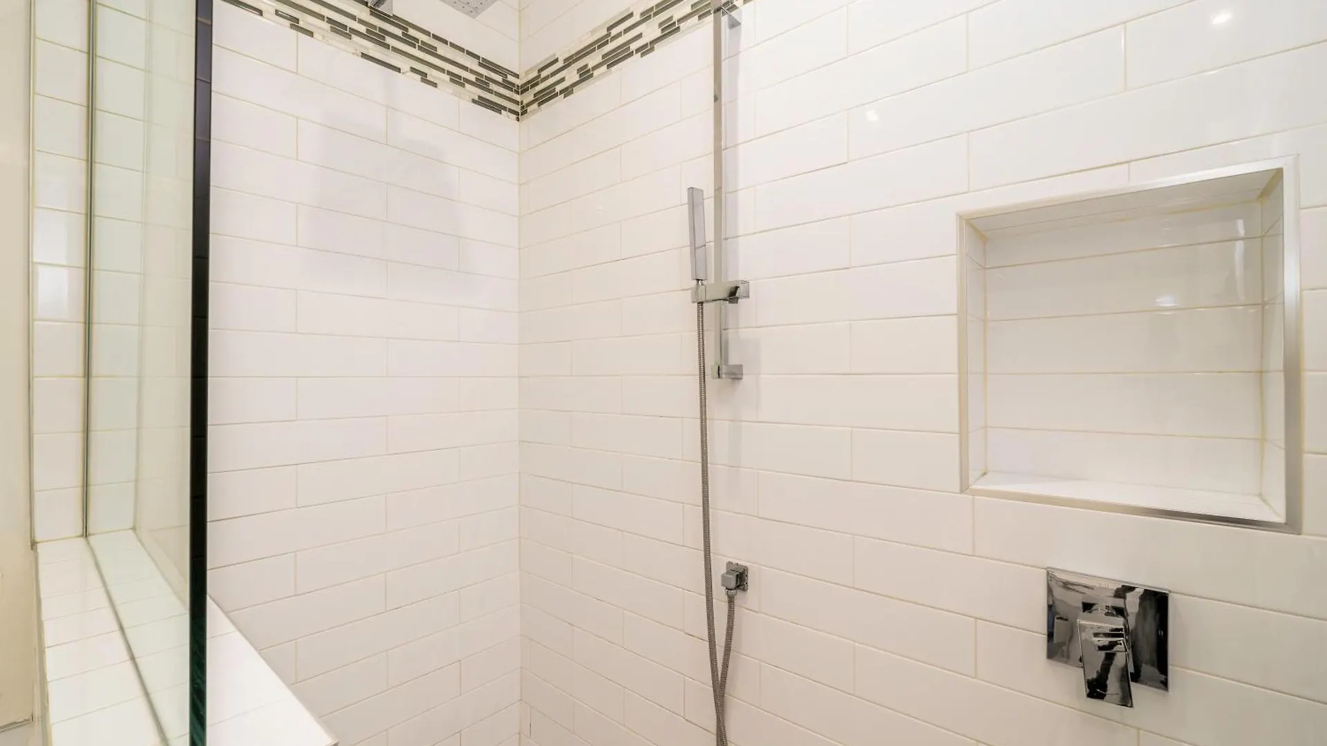 Le 1911 Luxury Condo Québec Apartment
